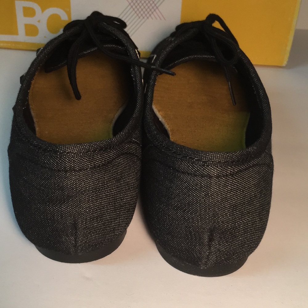 BC - Black denim studded lace-up shoes NWT size 8 - Picture 3 of 7